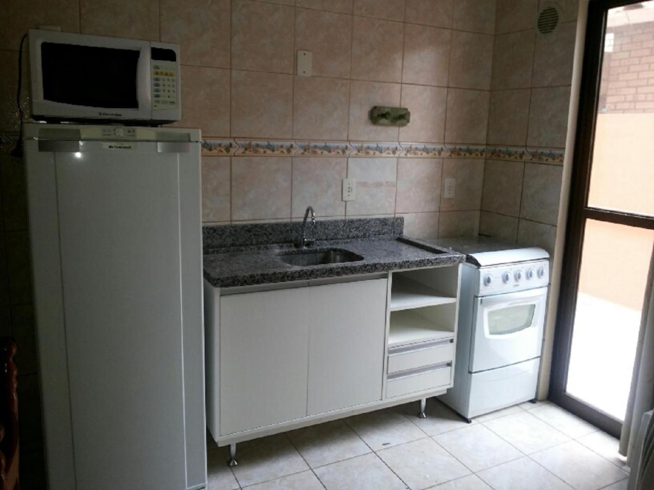Residencial Com. Doria Apartment Bombinhas Exterior photo